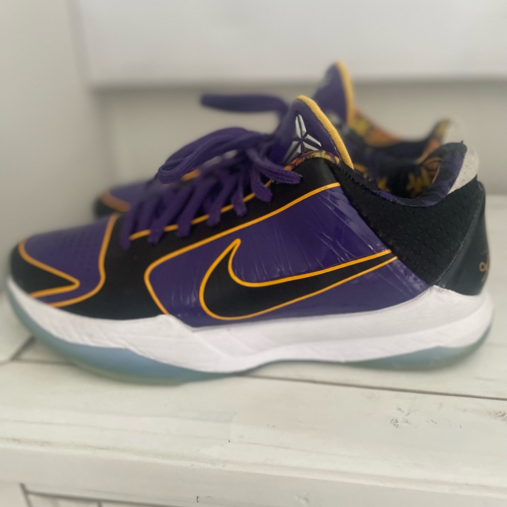 Kobe V Protro Court Purple/Black 6 mens basketball shoes sneakers